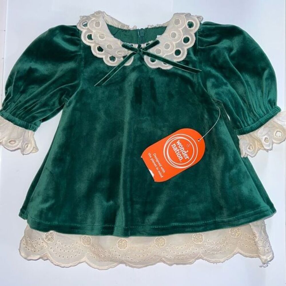 🛍NWT🛍 PRETTY Little GIRLS DRESS SIZE 0-3 MONTHS 🛍